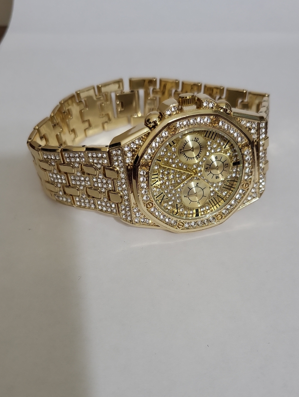 Gold-tone Crystal Pave Men's Or Women's  Watch